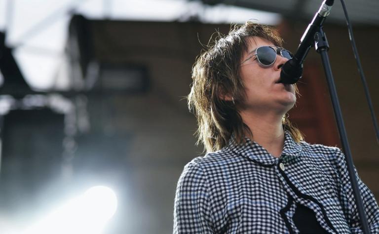 На фото: На фото: Земфира во время выступления на концерте