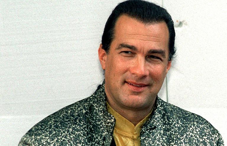 На фото: Американский актер и звезда Голливуда Стивен Сигал, 1996