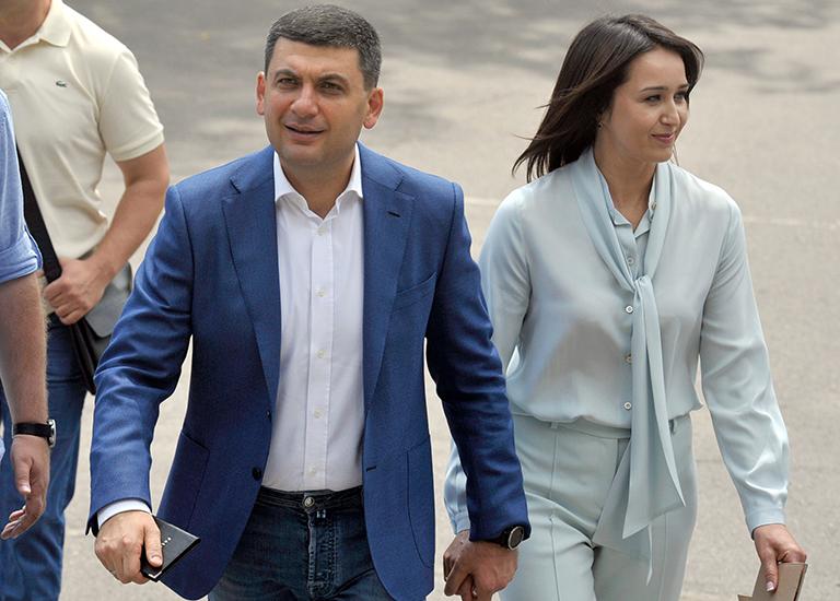 На фото: премьер-министр Украины Владимир Гройсман и его жена Елена Гройсман, 2019