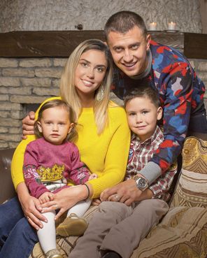 Ратмир александров фото с женой и детьми