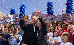 На фото: Арнольд Шварценеггер избран на пост губернатора штата Калифорния