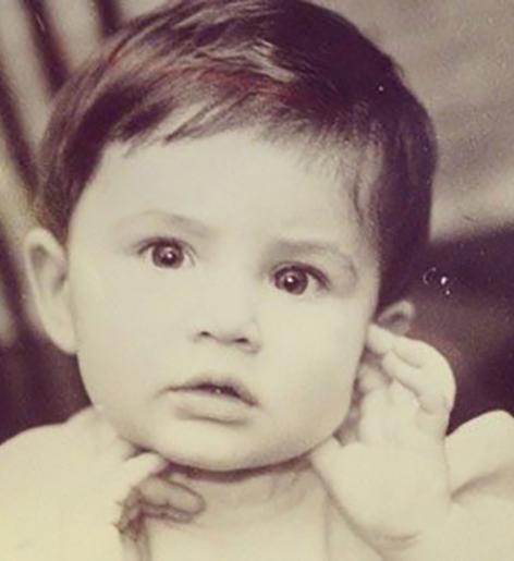 На фото: Анна Корсун в детстве