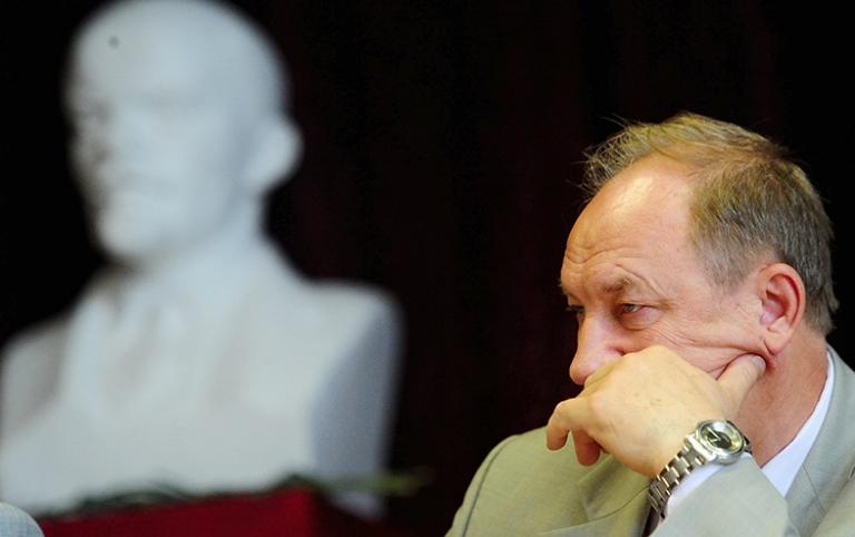 На фото: секретарь Московского горкома КПРФ Валерий Рашкин на совместном Пленуме ЦК и ЦКРК КПРФ в Научно-методическом центре профсоюза работников АПК, 2013 год