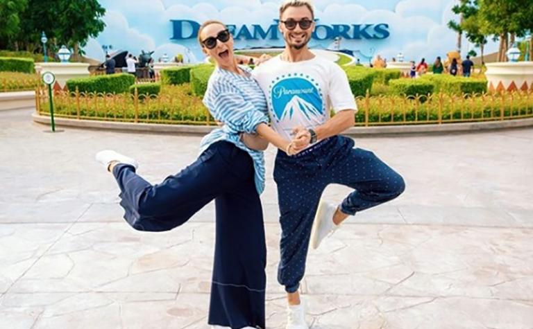 На фото: Екатерина Варнава и Константин Мякиньков
