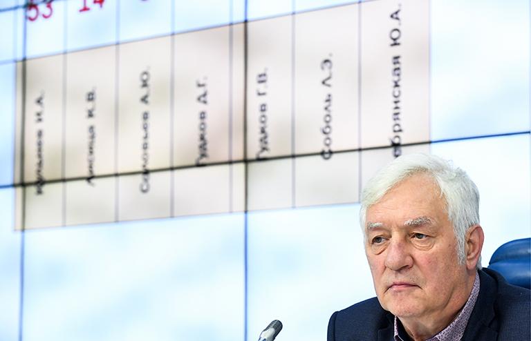 На фото: председатель Мосгоризбиркома Валентин Горбунов на пресс-конференции, посвященной завершению этапа регистрации кандидатов в депутаты Московской городской думы, 2019