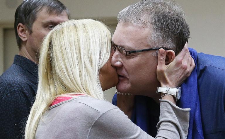 На фото: певица Татьяна Овсиенко и Александр Меркулов