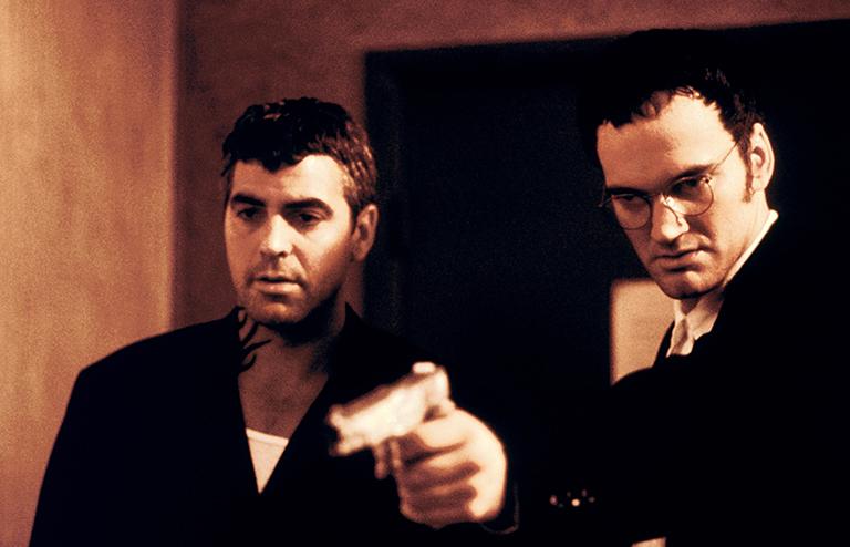 На фото: кадр фильма "От заката до рассвета", 1996 год