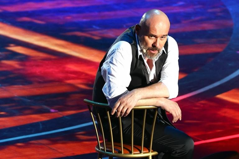 На фото: актер Максим Аверин на открытии XXXIV Международного фестиваля искусств "Славянский базар-2025".