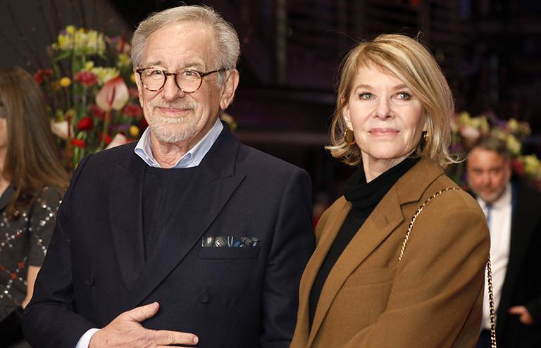 На фото: Стивен Спилберг с женой Кейт Кэпшоу, 2023