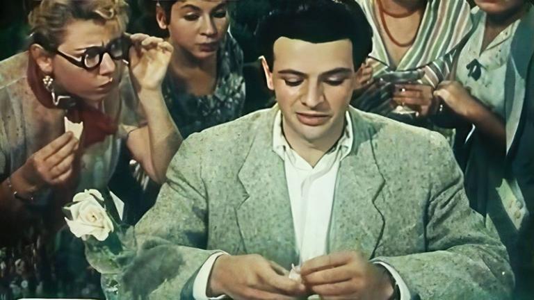 На фото: Александр Ширвиндт в фильме &laquo;Она вас любит&raquo; 