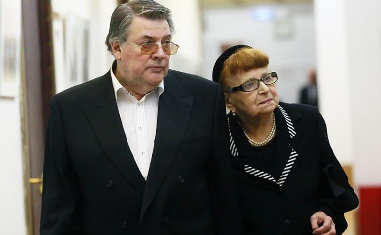 На фото: Александр Ширвиндт с супругой Натальей 