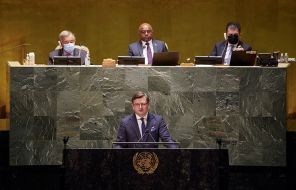 На фото: министр иностранных дел Украины Дмитрий Кулеба на заседании Генассамблеи ООН