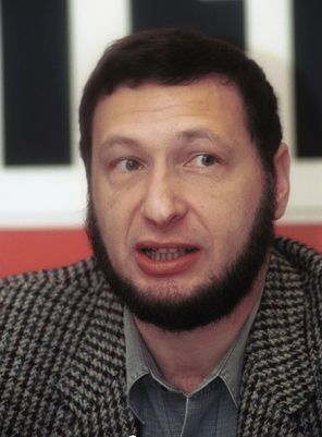На фото: Борис Кагарлицкий - политолог, обозреватель, 2001