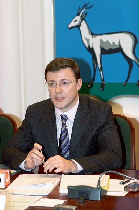 На фото: министр природных ресурсов и охраны окружающей среды Самарской области Дмитрий Азаров, включенный в "первую сотню" резерва управленческих кадров России, 2009