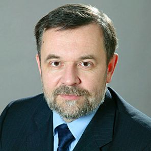 На фото: президент Российского союза автостраховщиков Андрей Кигим, 2004