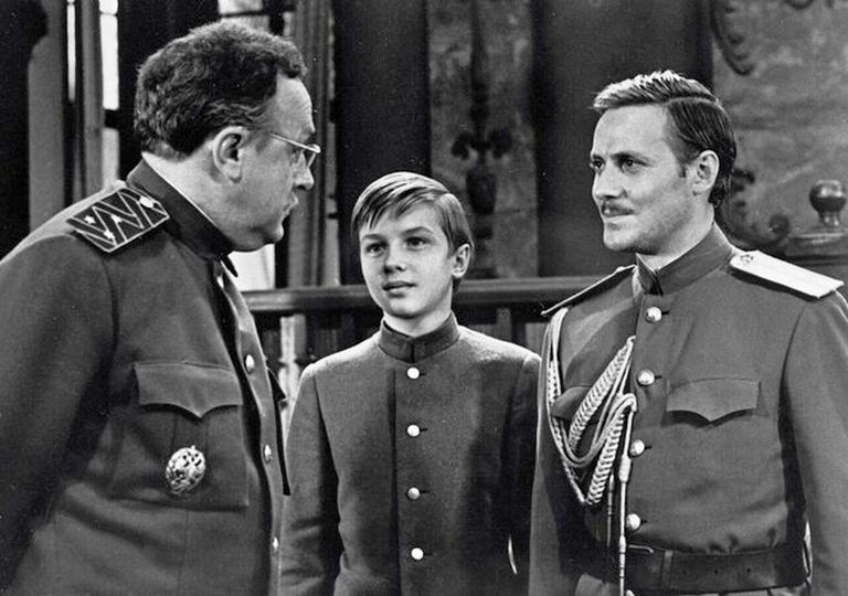 На фото: Юрий Соломин в фильме "Адъютант его превосходительства", 1969 год.