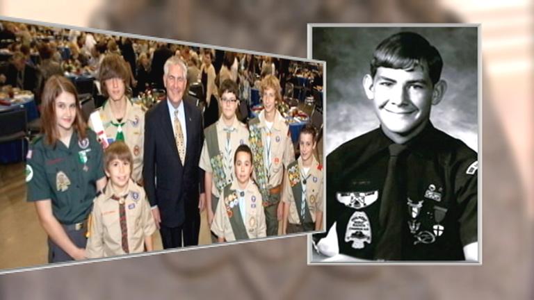 Родители Тиллерсона познакомились в подростковом возрасте в лагере бойскаутов, куда его будущая мать, Пэтти, приехала проведать брата. В 2010—2012 годах Тиллерсон являлся президентом организации «Бойскауты Америки» и долгие годы входил в её совет попечителей