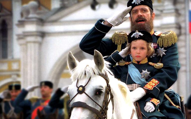 Кадр из фильма «Сибирский цирюльник»