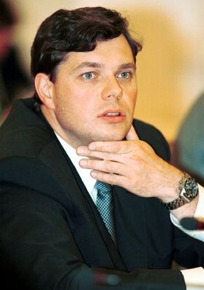 На фото: генеральный директор ОАО "Северсталь" (Череповецкий металлургический комбинат) Алексей Мордашов, 2000 год
