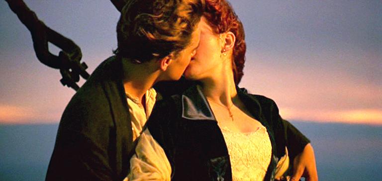 Леонардо Ди Каприо и Кейт Уинслет в фильме "Титаник"