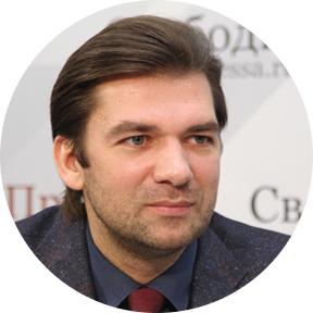 Максим Миронов