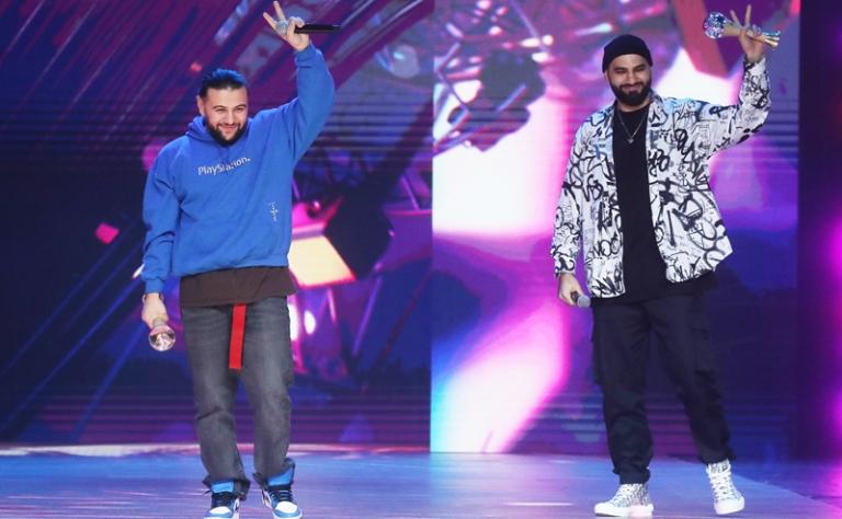 На фото: участники рэп-дуэта HammAli & Navai Наваи Бакиров и Александр Алиев (слева направо)