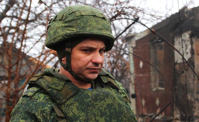 На фото: официальный представитель Народной милиции ЛНР подполковник Андрей Марочко