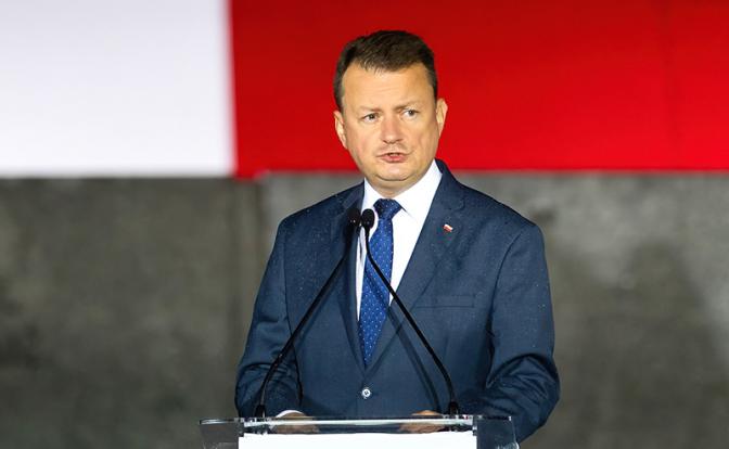 На фото: министр обороны Польши Мариуш Блащак