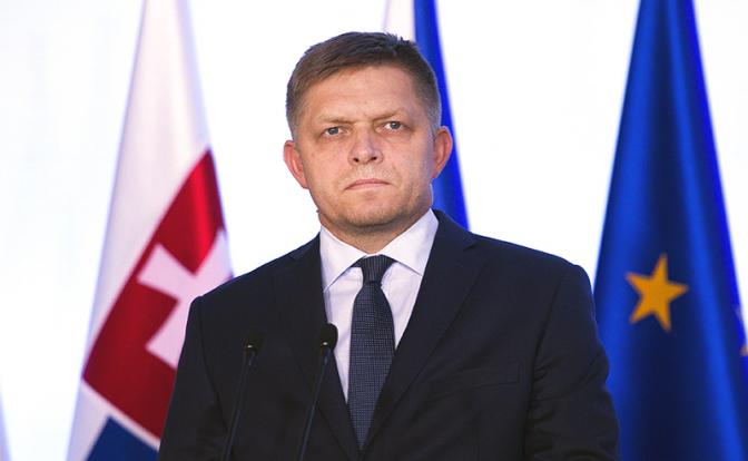 На фото: словацкий политик, экс-премьер-министр, лидер партии «Смер» Роберт Фицо