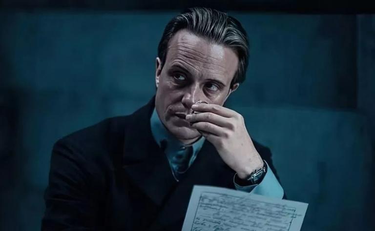 На фото: Аугуст Диль в роли Воланда 