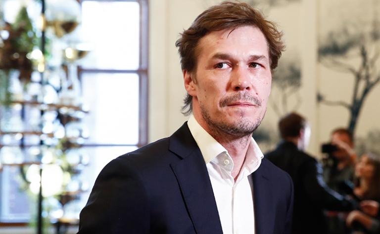 На фото: актёр Артём Быстров