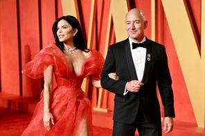 На фото: журналистка Лорен Санчес и основатель Amazon Джефф Безос на вечеринке Vanity Fair Oscar Party, 2024 год.