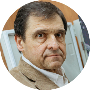 Петр Чумаков