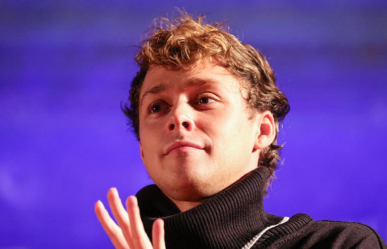 На фото: актёр Владислав Прохоров на премьере фильма "Елки 9", 2022