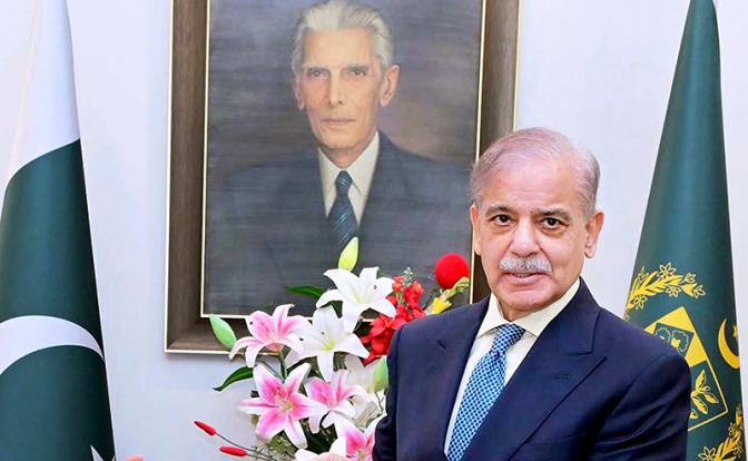 На фото: Шахбаз Шариф.