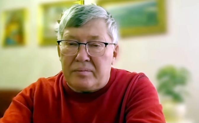 На фото: Василий Дандыкин.