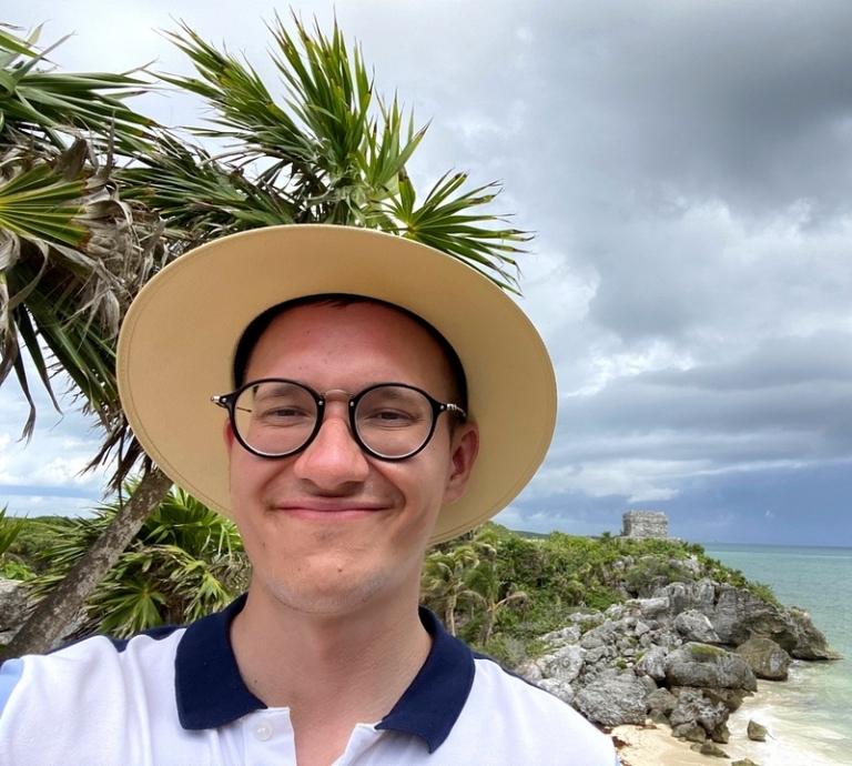 На фото: Малек Дудаков.