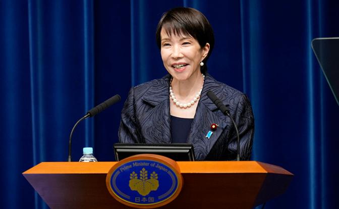 На фото: Санаэ Такаити.