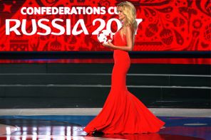 Российская фотомодель и телеведущая Виктория Лопырева на церемонии жеребьевки группового этапа футбольного Кубка конфедераций-2017