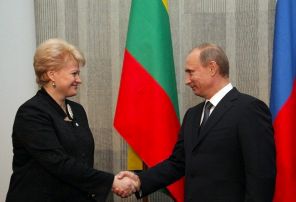 На фото: президент Литвы Даля Грибаускайте и премьер-министр РФ Владимир Путин, 2010 год