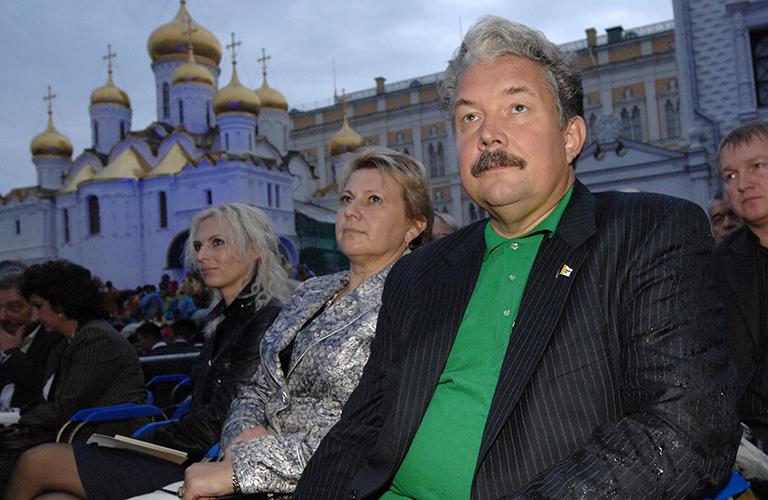 На фото: ректор Российского государственного торгово-экономического университета Сергей Бабурин с супругой Татьяной