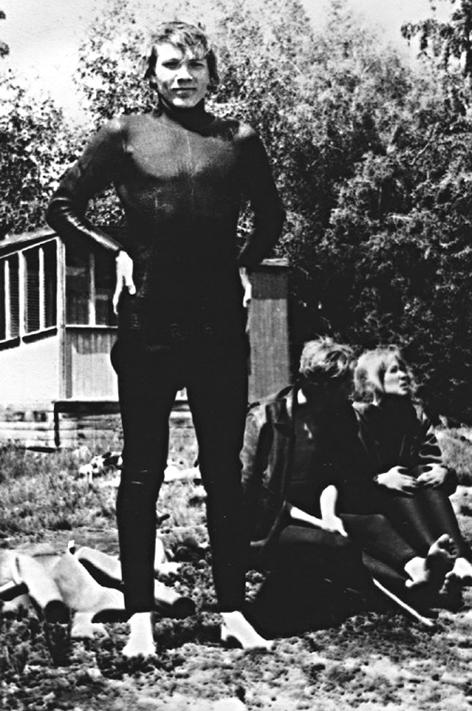 На фото: Леонид Калашников в молодости