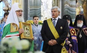 На фото: патриарх Московский и Всея Руси Кирилл и губернатор Санкт-Петербурга Георгий Полтавченко