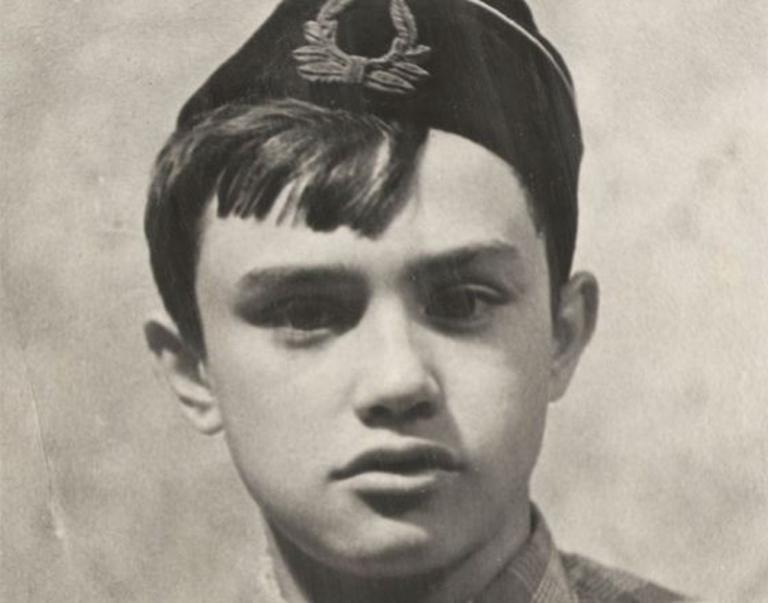 На фото: Георгий Полтавченко в детстве