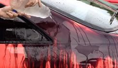 Мужчина из мести раскрасил лаком для ногтей машину бывшей девушки